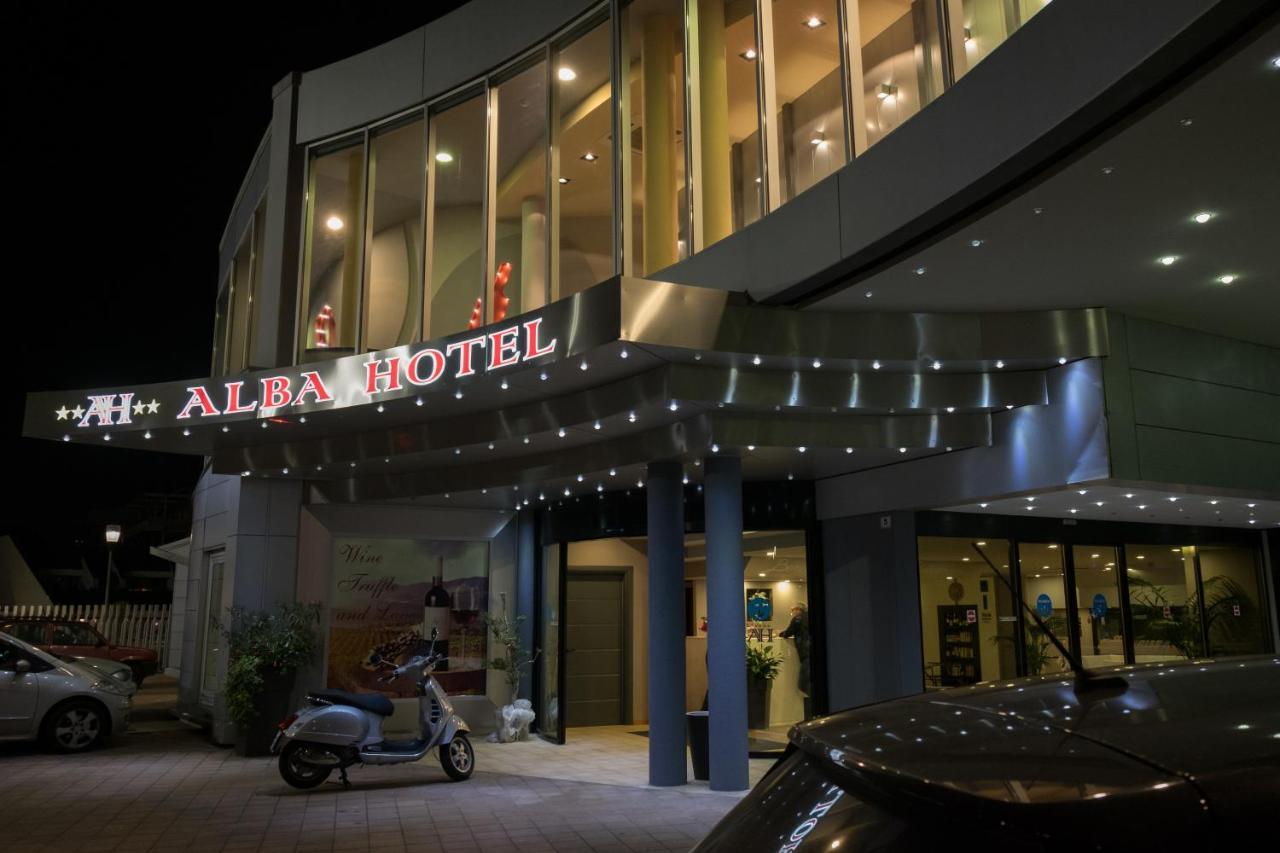 Alba Hotel Exterior foto